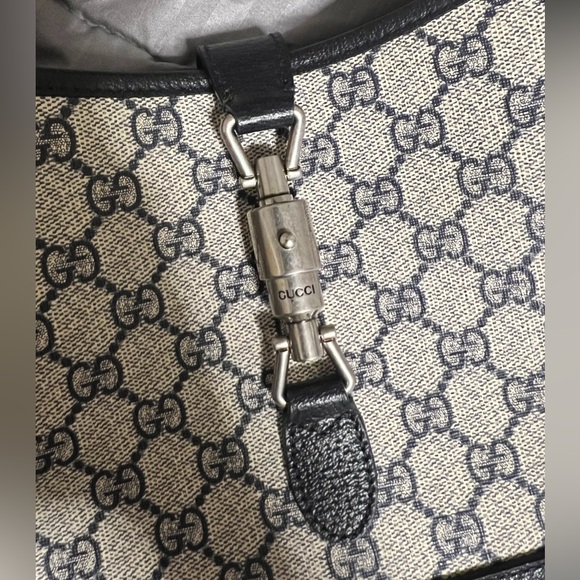 GUCCI JACKIE 1961 LEATHER SHOULDER CROSSBODY BAG - Picture 4 of 10